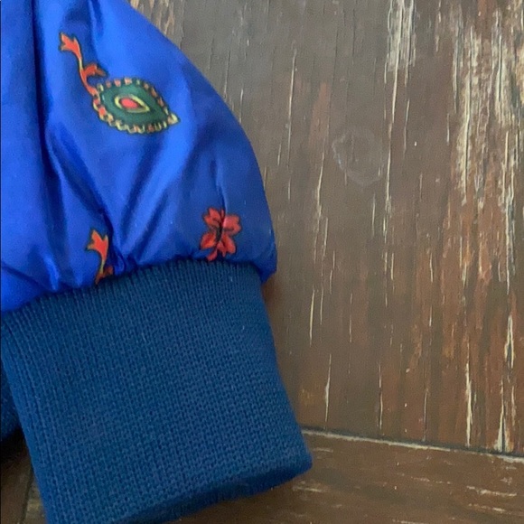 Really Beautiful down jacket. - Picture 8 of 10